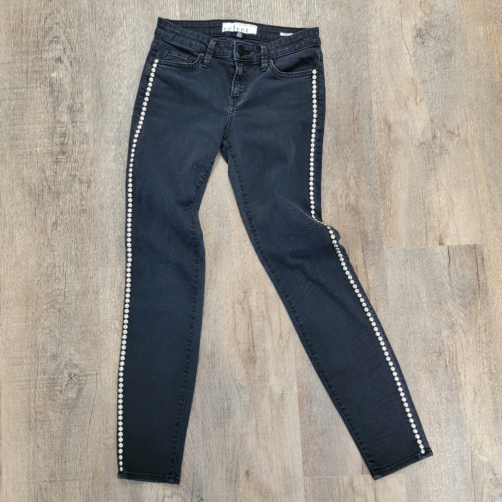 Velvet By Graham Spencer Milla Skinny With Studs Jeans Coal Color Size 24 - Picture 2 of 15